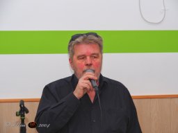 Mit Musik zur Menschlichkeit-VinziRast 8.03.2025